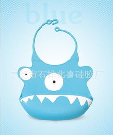 揭秘出口級(jí)食品硅膠卡通口水兜 防水易清洗，動(dòng)漫IP合作下的高品質(zhì)育兒選擇
